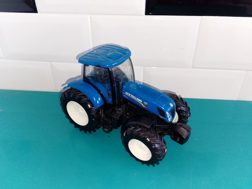 2009262 tracteur plastique - 2009262, en
