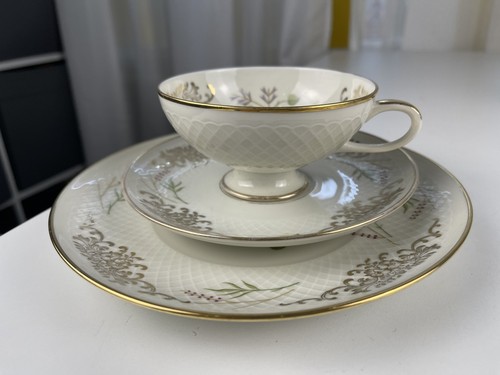 Vaisselle collection en - de,