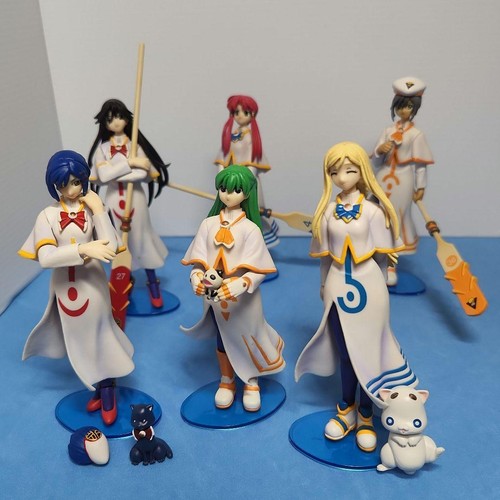 Lot figurines aria - aria, alicia