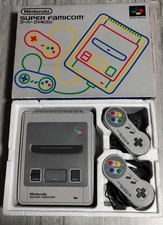 Super Famicom en boîte avec