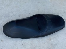 UNE SELLE SIEGE SCOOTER