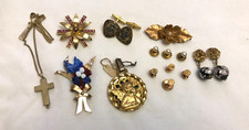 Lot de bijoux anciens plaqué
