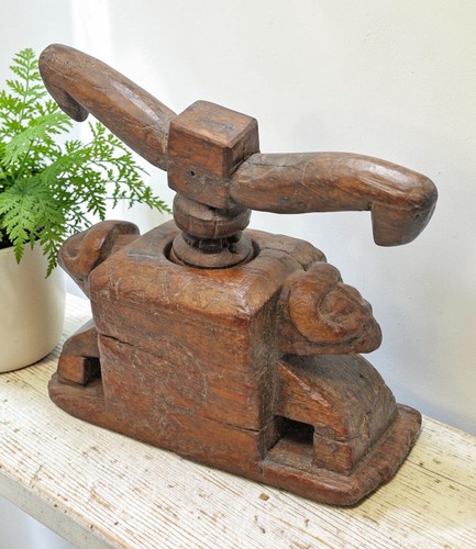 Jus outil bois sculpté à - en,