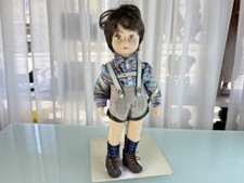 Ancienne poupée de collection