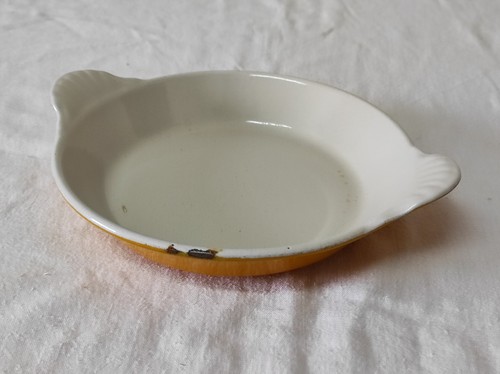 Ancien petit plat - plat, en