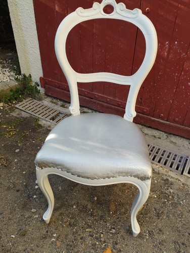 Chaises restaurées par un - 6,