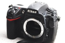 Nikon D300 excellent étatA