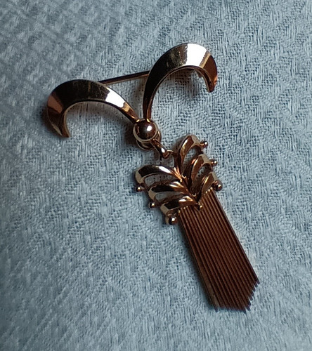 Broche ancienne articulée