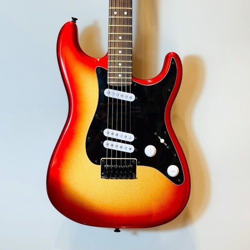 Squier fender contemporary - by,