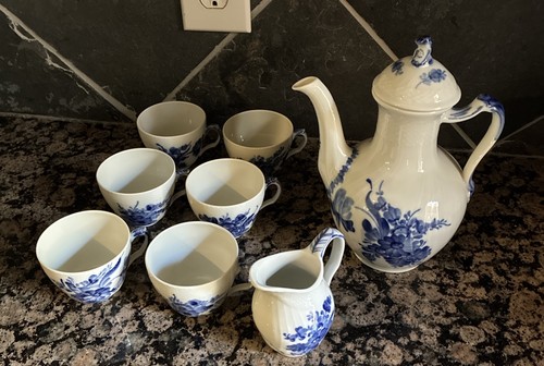 Royal copenhagen blue flower - royal,