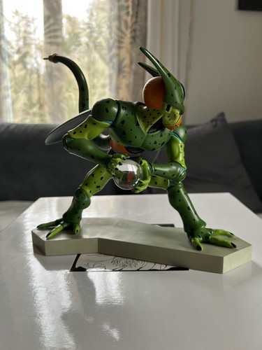Figurine cell dragon ball - cell,