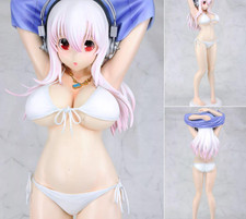 Figurine géante officielle en