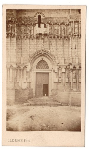 Portique eglise collégiale - portique,