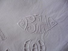 ANCIENNE NAPPE PUR LIN