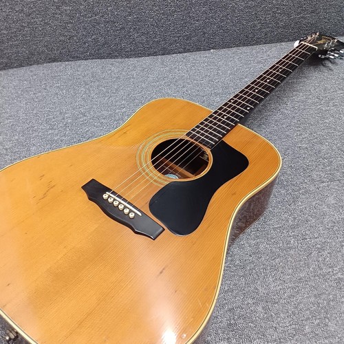 Guitare acoustique guild d50 - guitare,