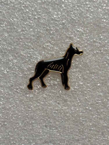 Pin chien noir pins - pin's,