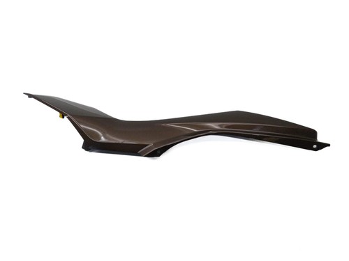 Cache latéral droit honda - droit, (honda