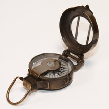 Boussole de poche militaire en