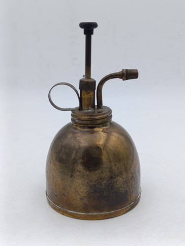 Ancien pulvérisateur