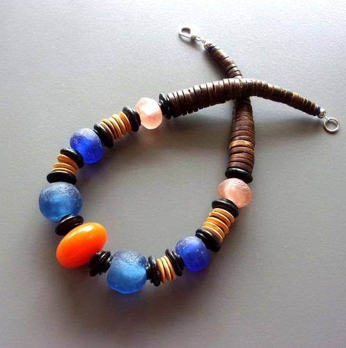 Collier tribal africain bleu