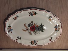 plat ovale en faience de