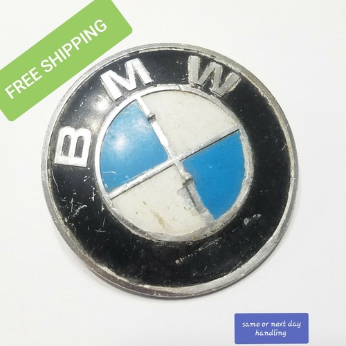 Bmw rear deck - rear, emblem