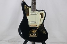 [Fender] Guitare électrique