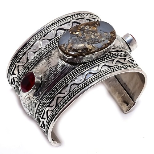 Bracelet manchette réglable
