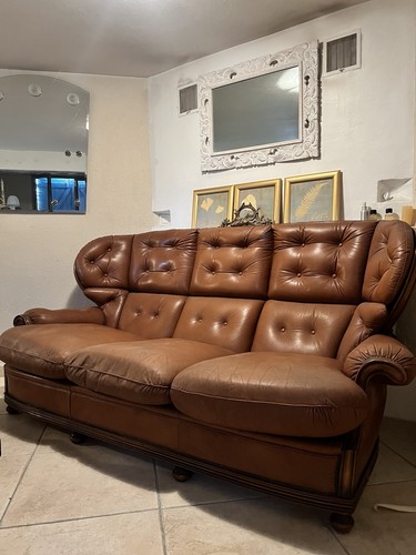 Canapé chesterfield cuir