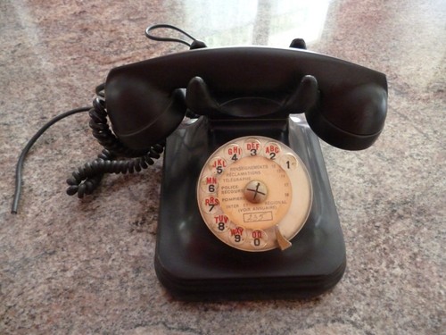 Ancien telephone cadran et - a,