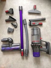 Dyson Cyclone V10  Aspirateur Balai sans Fil 