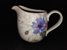 Pot a Lait en Porcelaine