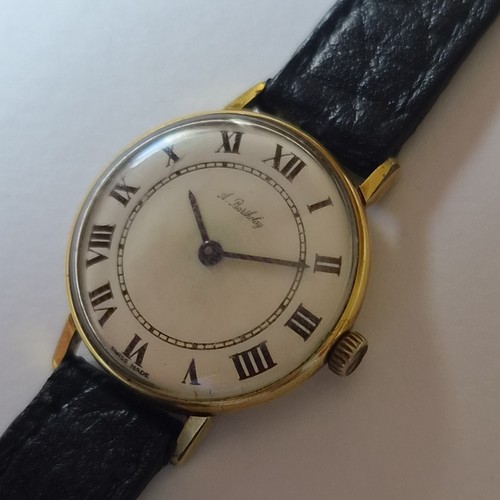 Montre mécanique a - montre,