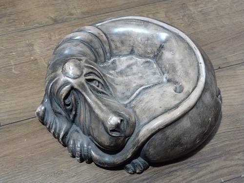 Statue chien basset - de, hound
