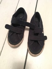 Baskets en toile bleu marine