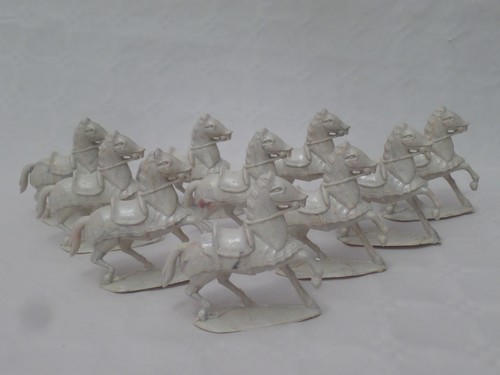 Lot chevaux non peint - lot,