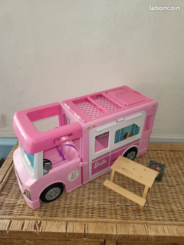 Camping car barbie - car,