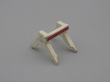 White and red knocker - Jouef