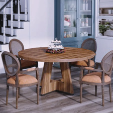 Table ronde en bois massif – élégance naturelle & convivialité contemporaine