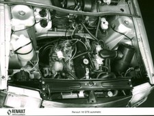 Vintage Renault 18 GTS Automatic Car Engine Press Photo