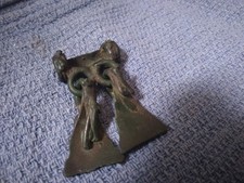 PENDENTIF A PATTES D'OIE