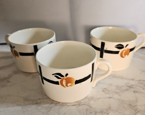 Trois tasses café faïence - à,