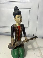 Charmante sculpture birmane