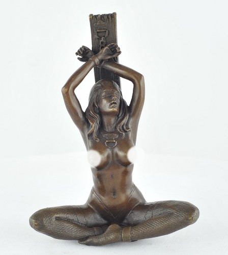 Statue sculpture pin sexy - sculpture,