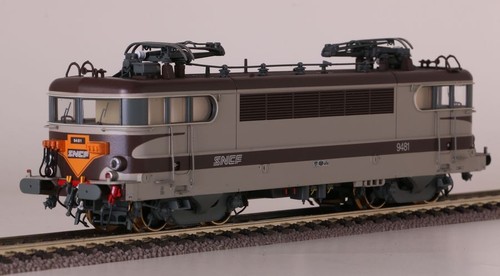 Models 10224s locomotive - models,