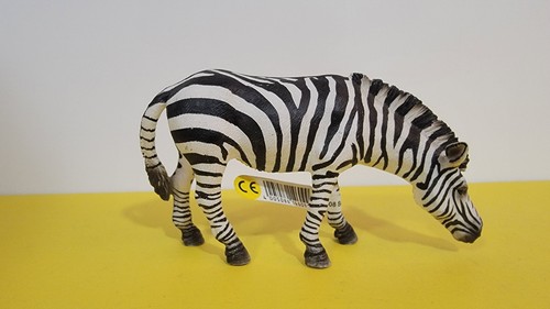 Schleich zebra grazing 14609 - schleich,