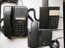 Lot de 3 anciens téléphones