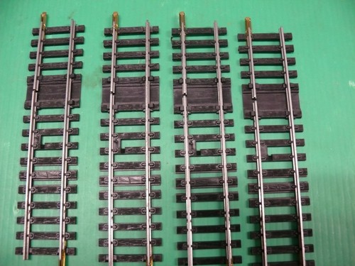 Rails droites 4851 acier - 4,