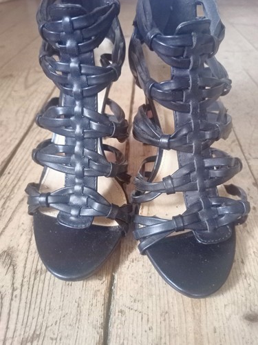 Escarpins talons aiguilles