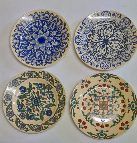 Assiettes faience decor - en,